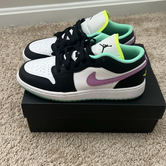 AJ1 low - Picture 2 of 6